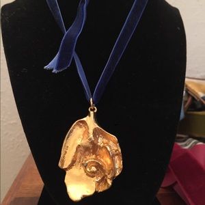 Rose Finnish Nordic design Pendant gold velvet
